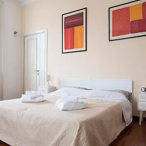 pleasant-2-bedroom-flat-in-brera-district.it-lombardy.com/
