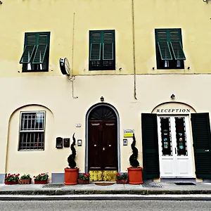 Arancio ** Lucca