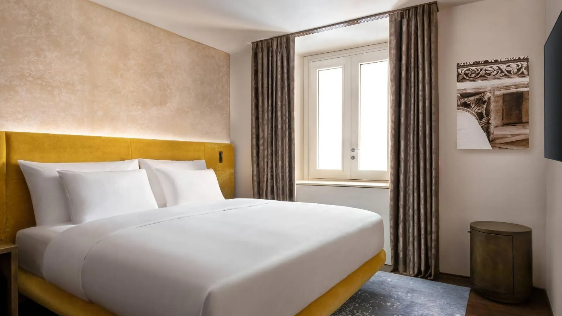 **** Hotel Grand Universe Lucca, Autograph Collection Italia